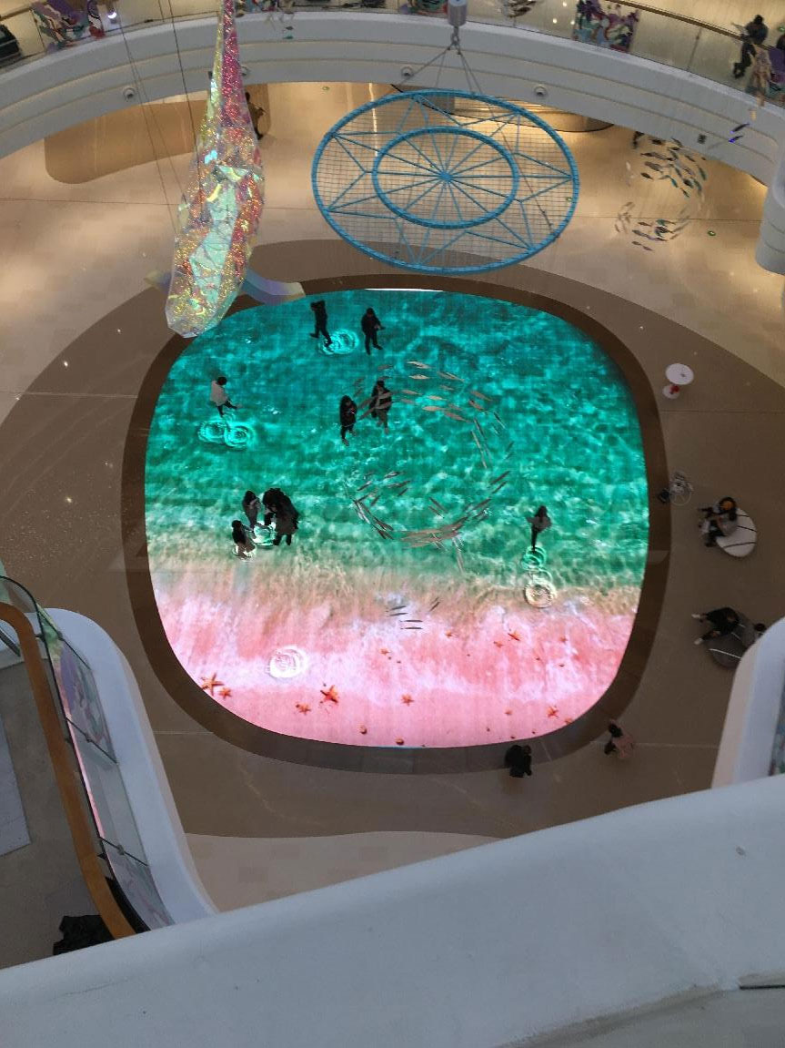 floor-led-screens-features-advantages-and-applications2.jpg